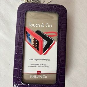 NWT Mundi Touch & Go Purple Smartphone Wallet Case